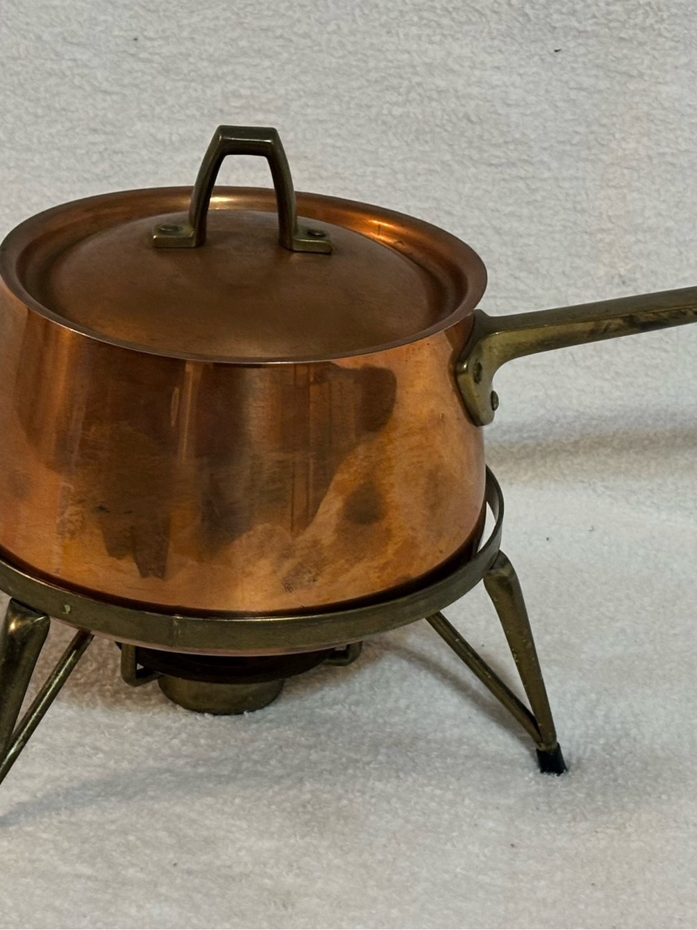 Copper Saucepan with Lid and Brass Handle - Copper Color